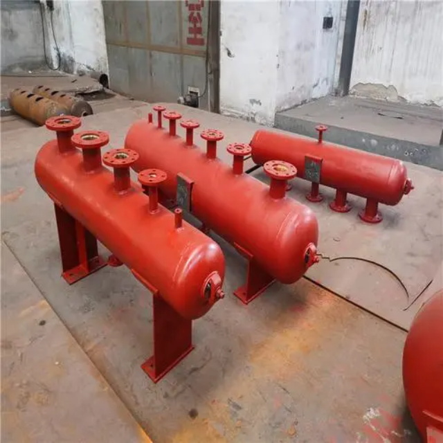 礼泉分集水器安装高度